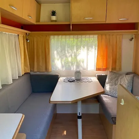 Karavan Pod Lipami Camping Dolní Bečva